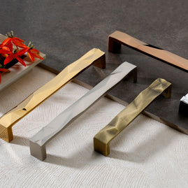 Cabinet Pull Handle Zinc - 536 G