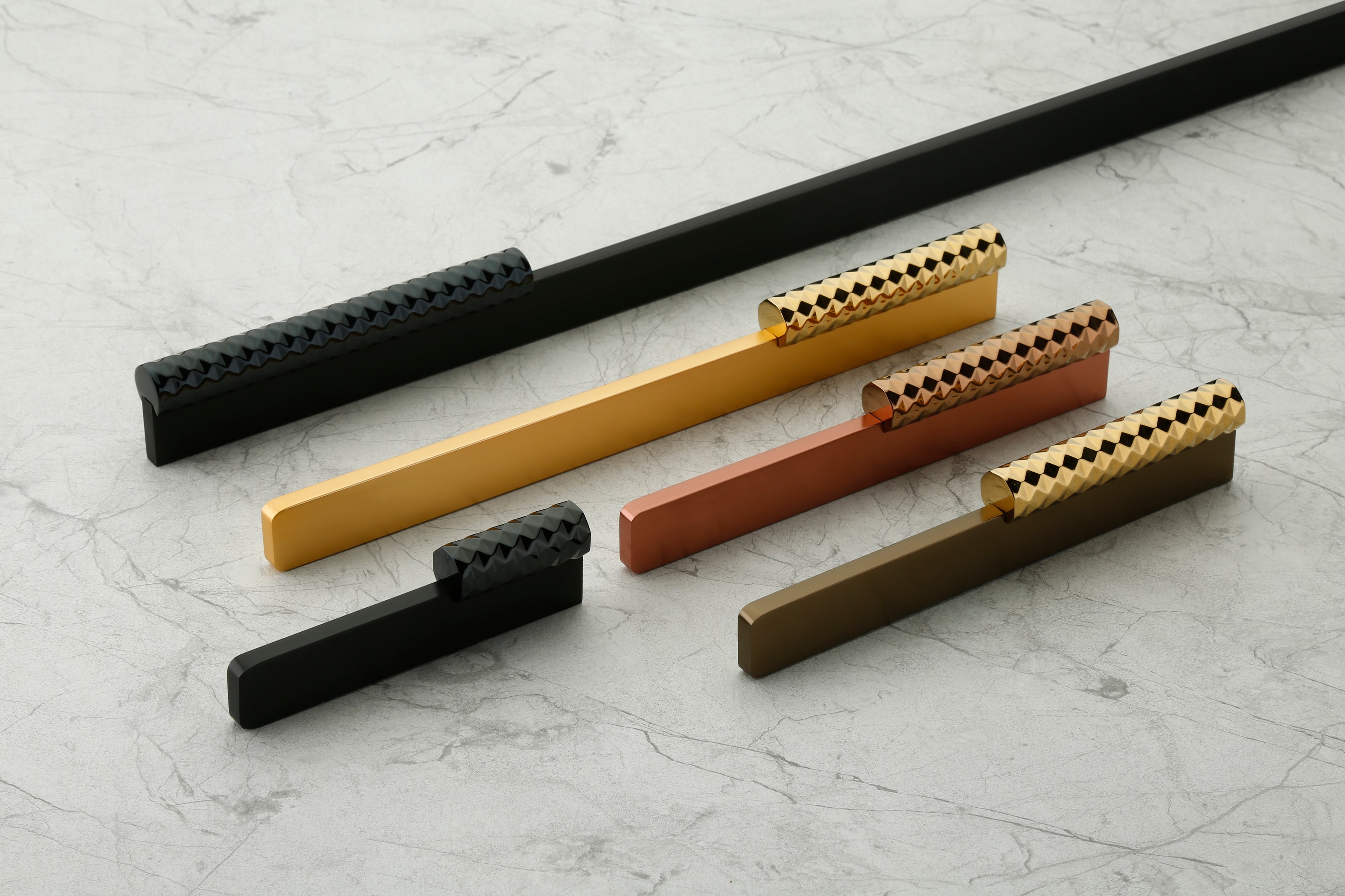 Cabinet Pull Handle ( Aluminium+ Zinc) - RPX 539