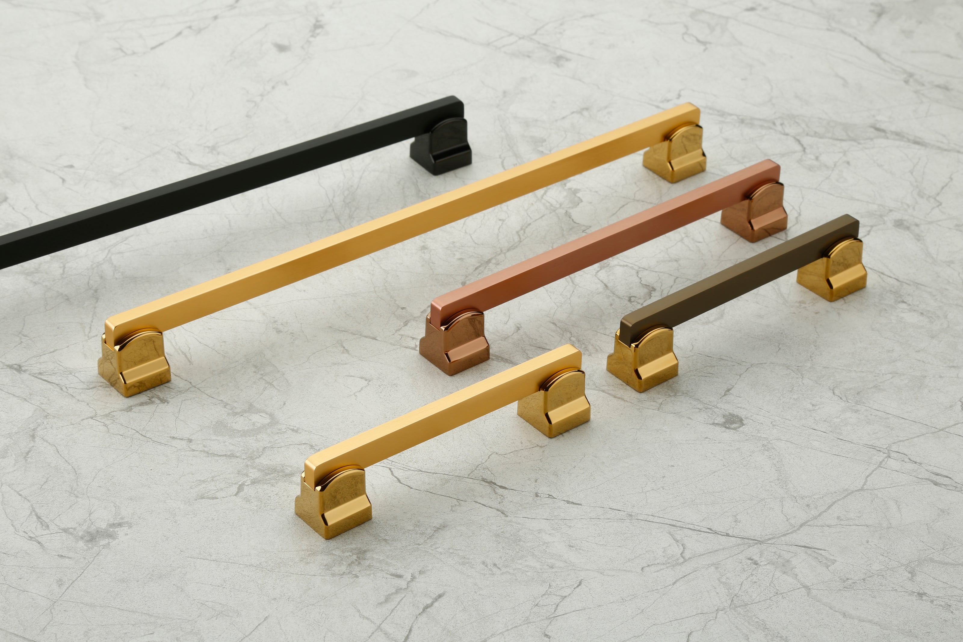 Cabinet Pull Handle ( Aluminium+ Zinc) - RPX 544